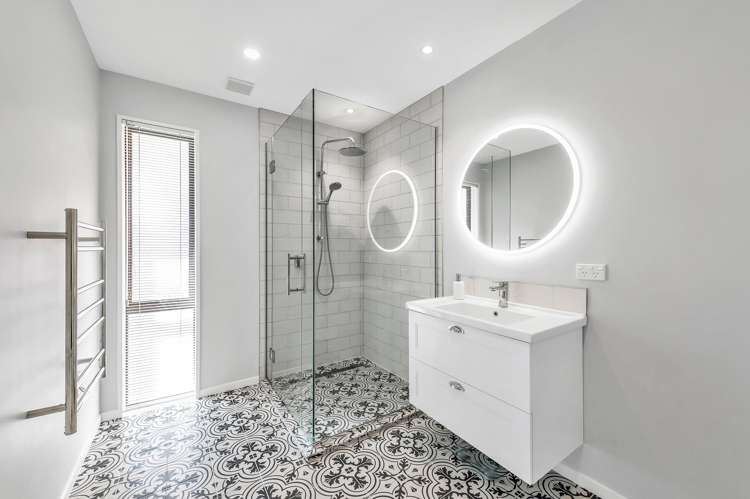 245 Southfield Drive Lincoln_13