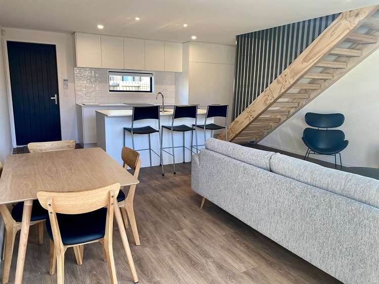 2/45 Division Street Riccarton_6