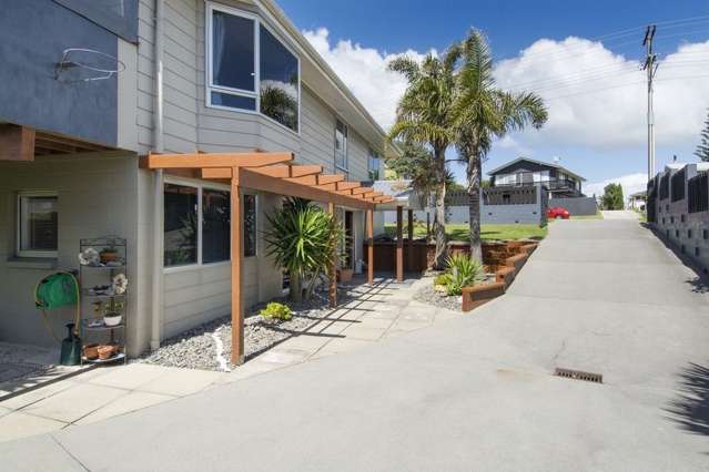 1097 Papamoa Beach Road Papamoa_1