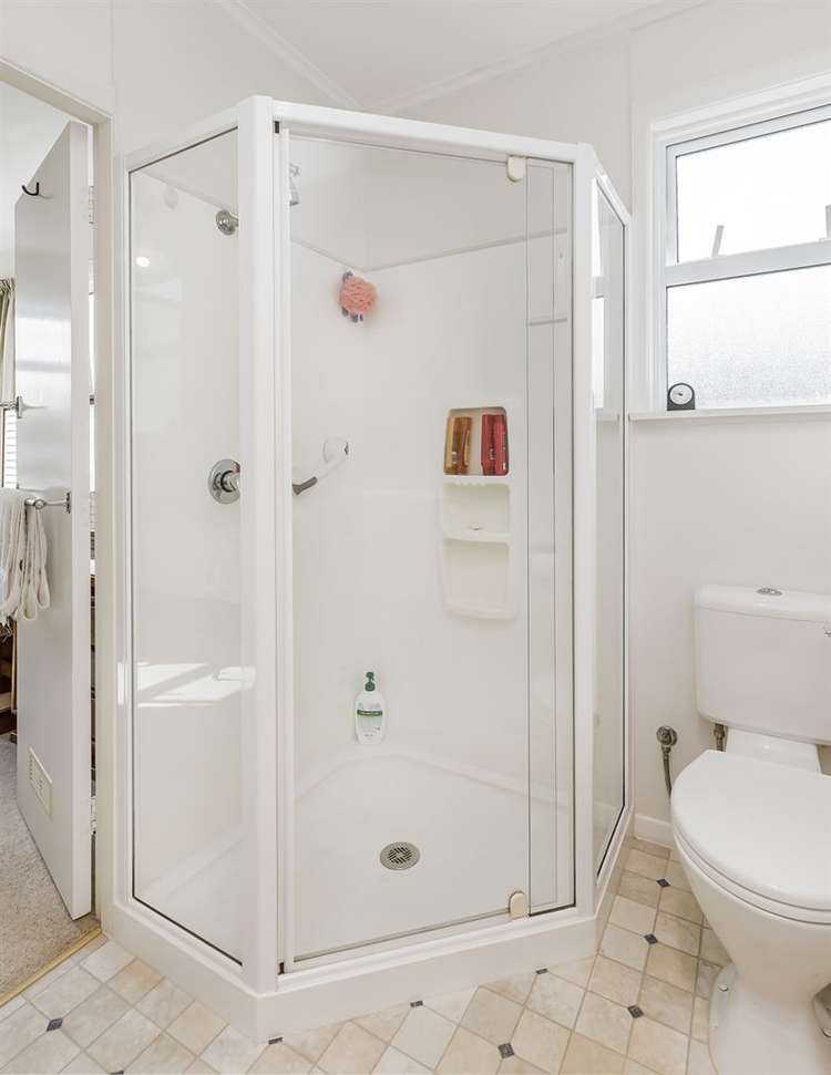 353 Main Road Tawa_8