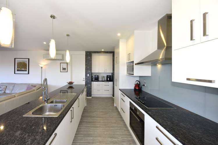 9 Kenmure Drive Huntsbury_4