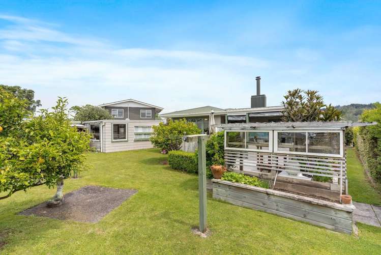 210 Chartwell Avenue Whangamatā_24