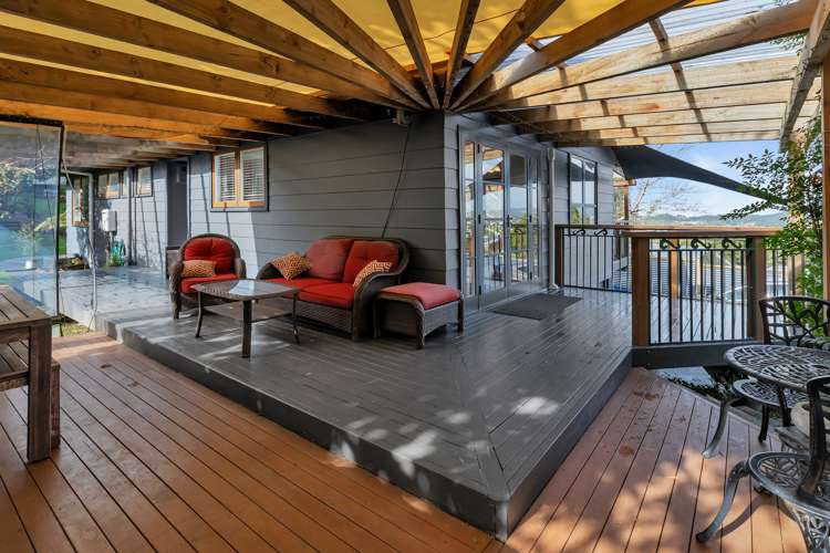 40 Memorial Drive Parahaki_18