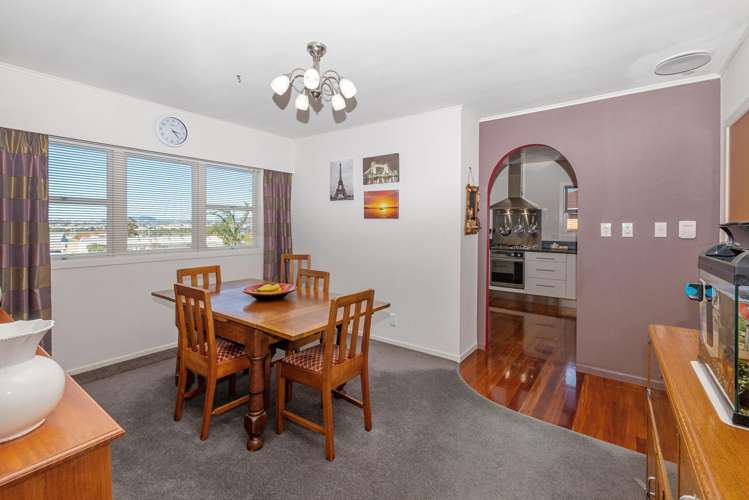 6 Fowey Avenue Te Atatu South_6