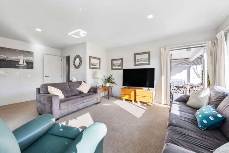 51 The Grove Red Beach_6