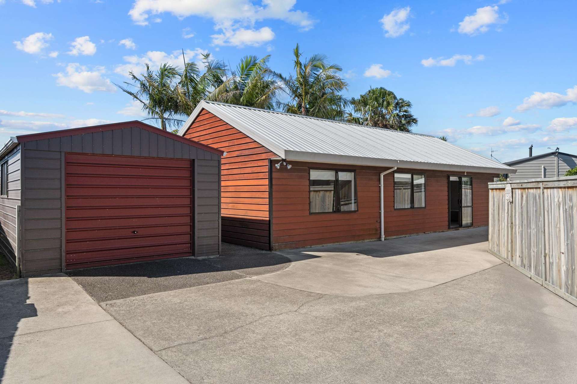 31B Lyn Grove Papamoa Beach_0