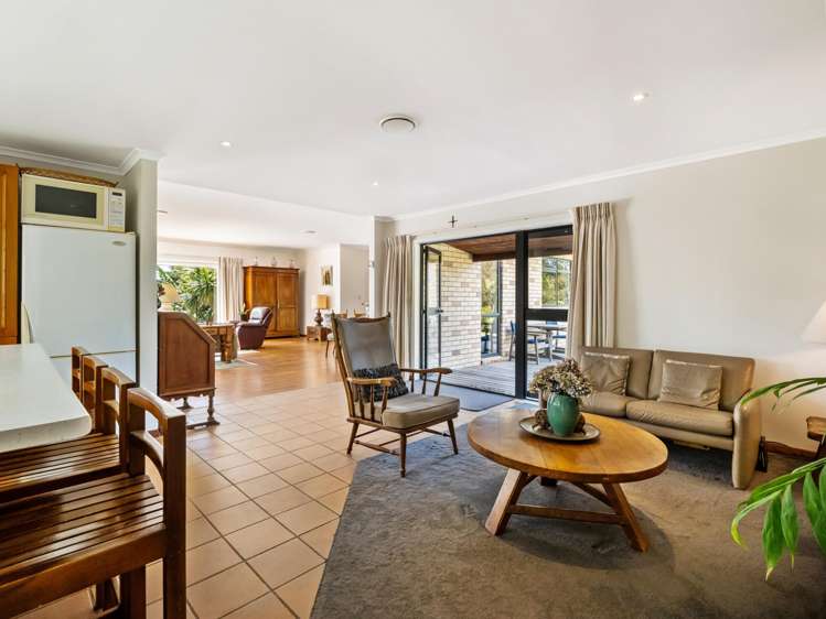 8 Pine Ridge Lane Aongatete_12