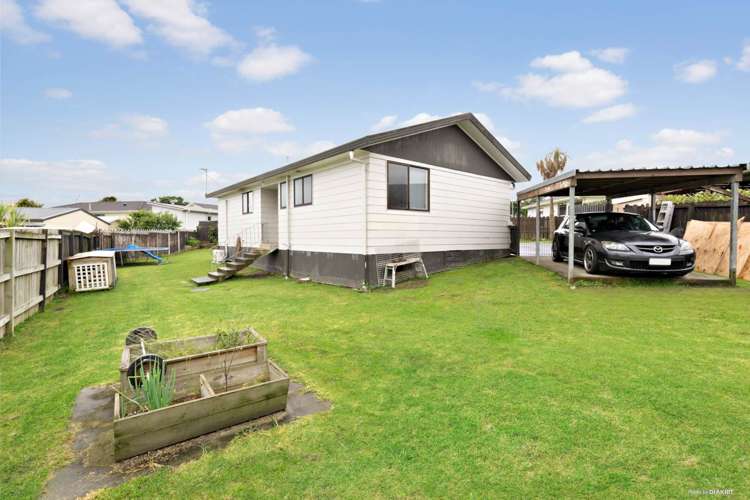 2/5 Martha Lane Manurewa_4