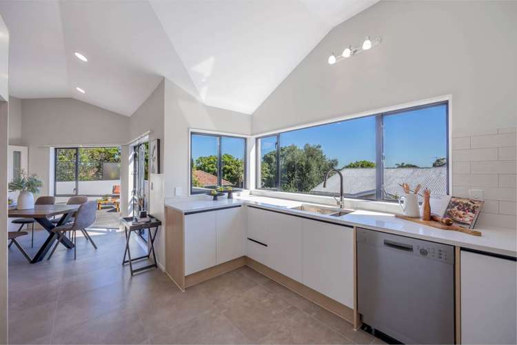 109 Landscape Road Mount Eden_5