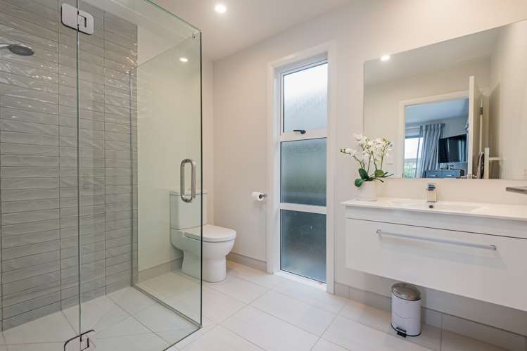 15 Monaco Grove Fitzherbert_9