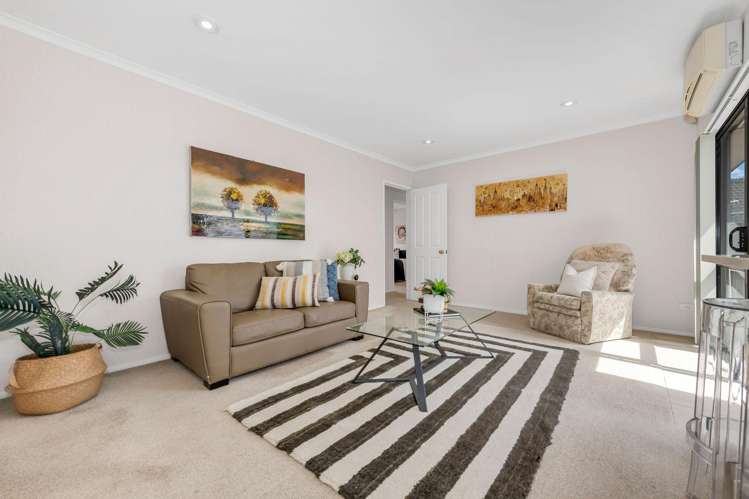 55 Armoy Drive East Tamaki_14