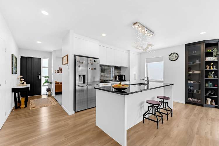 13 Hollowout street Takanini_3