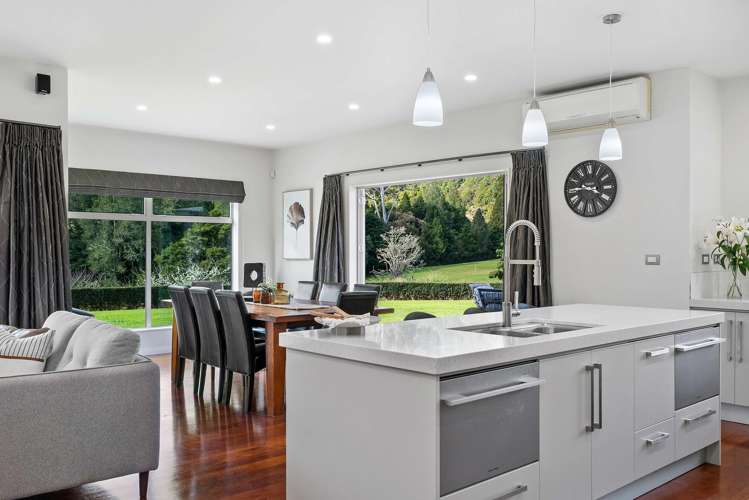 40 De L'isle Lane Maungatapere_6