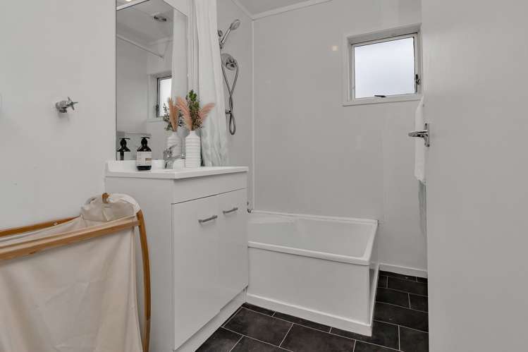 1/52 Nottingham Road Onerahi_12