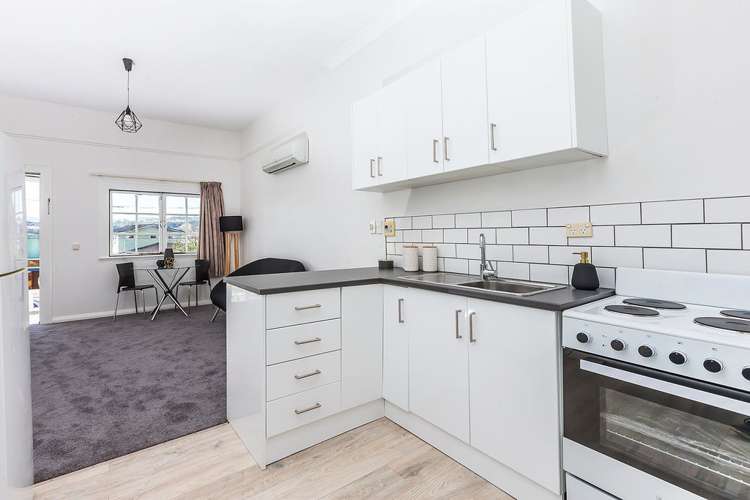 270 Queens Drive Lyall Bay_3