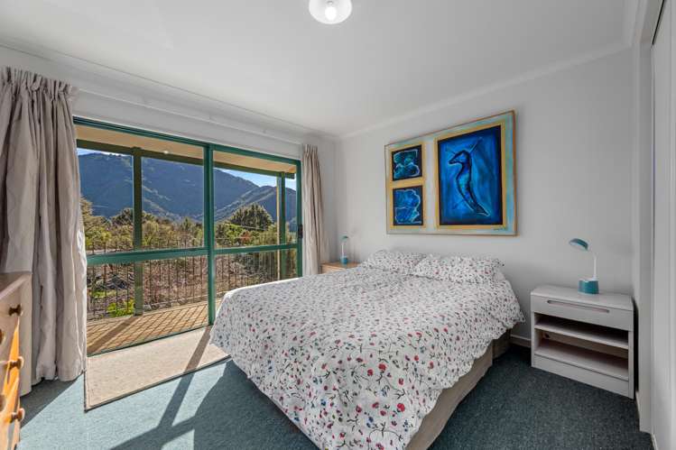 826 Queen Charlotte Drive Havelock_17