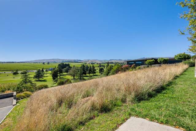 22 Golf View Close Fairhall_1