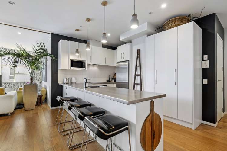 102/64 Surrey Crescent Grey Lynn_6