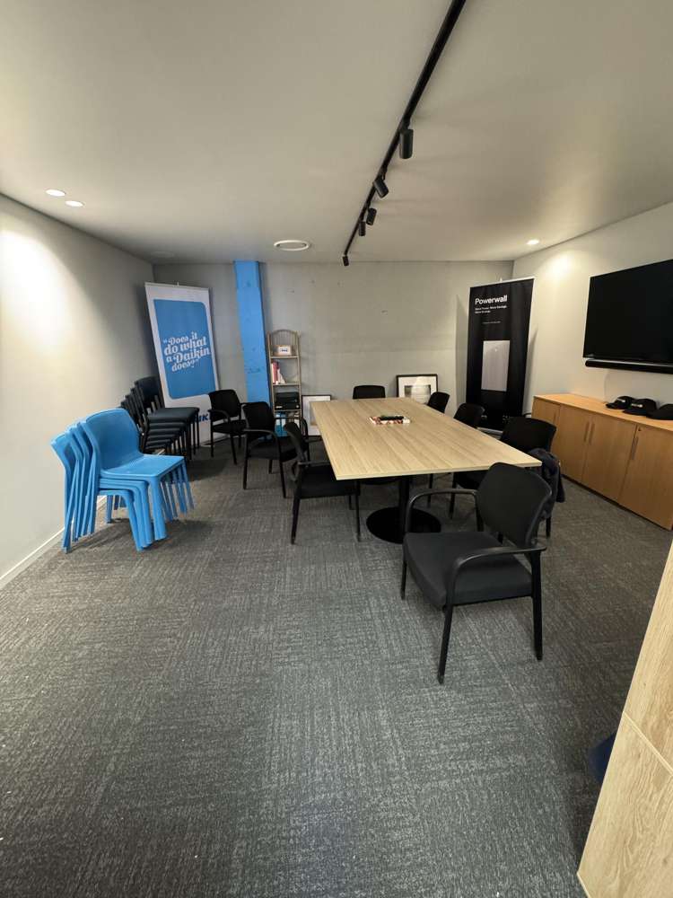 405-407 King Street North Hastings_8