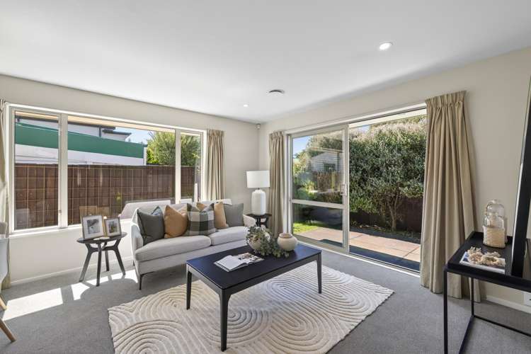 52 Thackeray Place Waltham_3