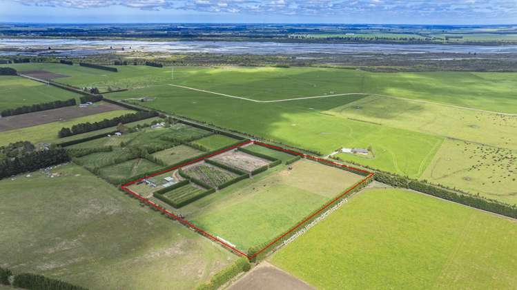 2924 North Rakaia Road Bankside_14