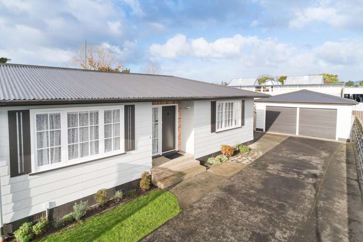 15B Wikiriwhi Crescent Awapuni_14