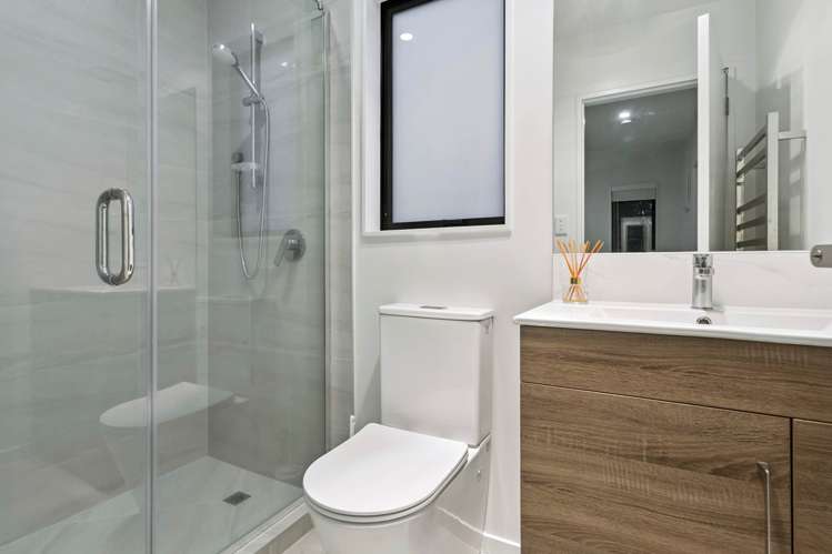2/20 Eban Avenue Hillcrest_16