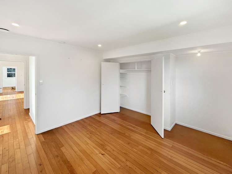  832 Whangaparaoa Road Manly_12