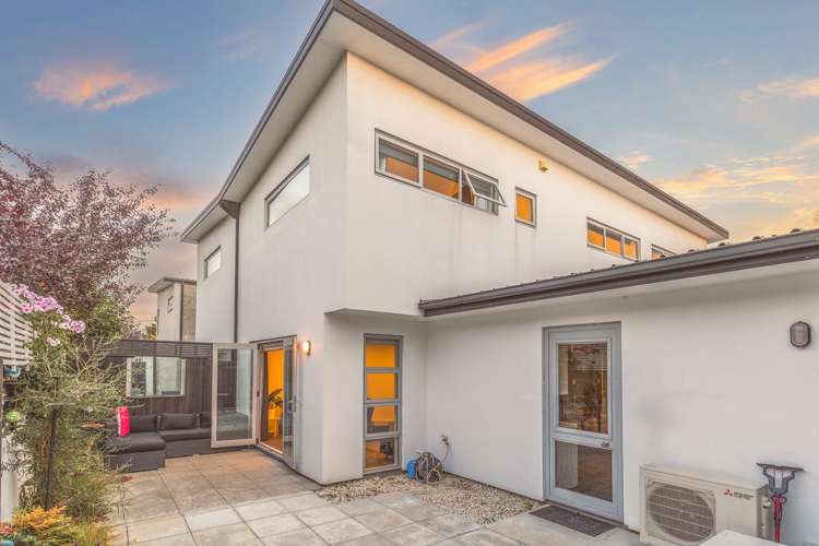 25b Champion Street Edgeware_14