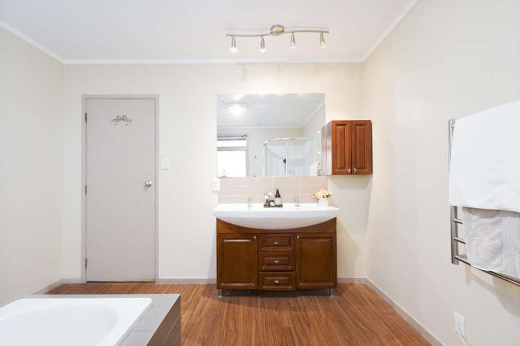 23 Glencoe Road Browns Bay_14