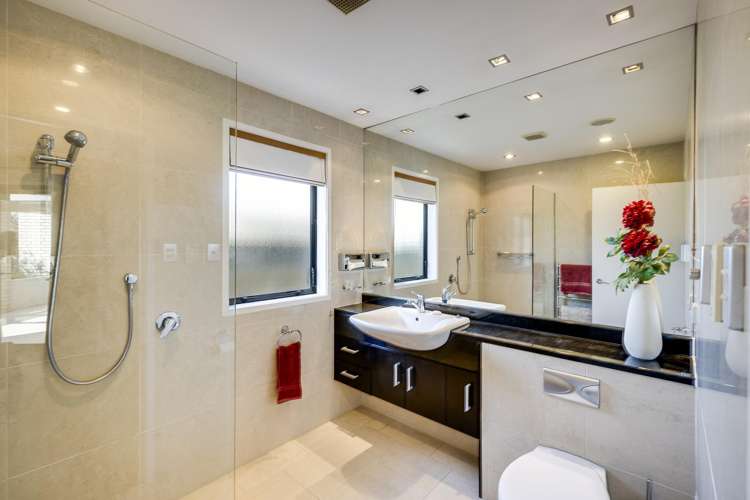 8 Saint Hill Lane Havelock North_10