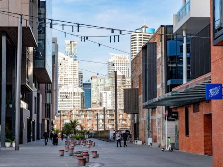 Part 1 and Level 2/139 Pakenham Street W Auckland Central_15