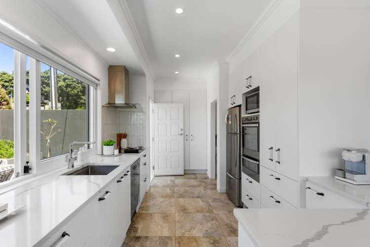 1/1 Eastcliffe Road Castor Bay_10