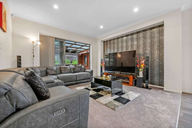 54 Springside Drive Flat Bush_5