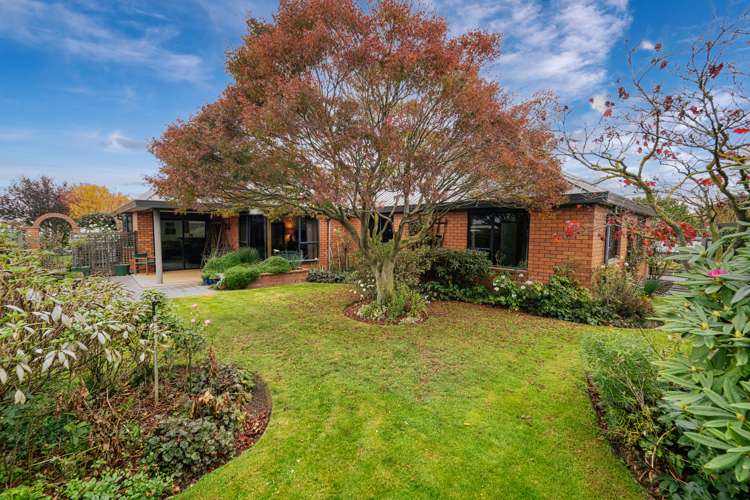 24 Falcon Drive Allenton_8