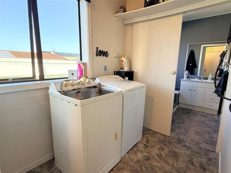 82 Bealey Street Hokitika_13