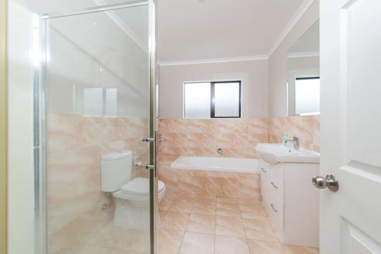 20 Gordon Stanley Drive Massey_9