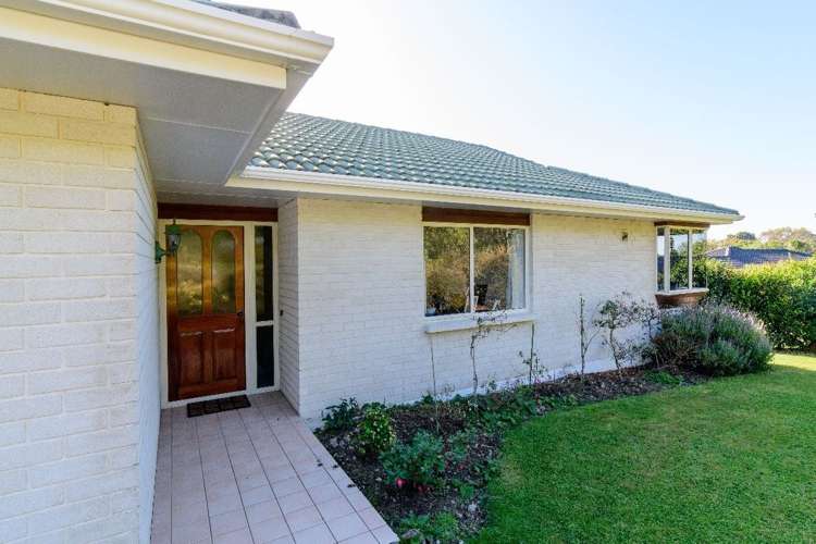 54 Huia Street Waikanae_2