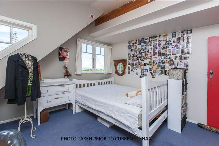 87 Victory Road Laingholm_11