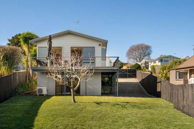 77A Grange Road Otumoetai_0