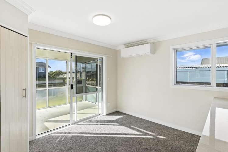 5 Karaka Street Otaki Beach_17