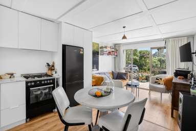 A/280 Motutara Road_2