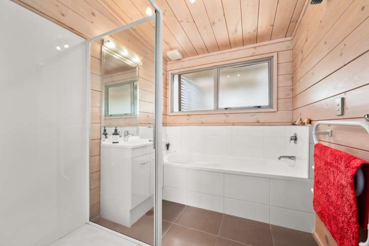 9 Via Aroha Waitarere Beach_20