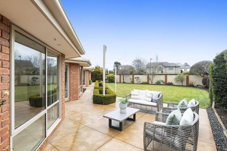 1 Becmead Drive Harewood_28