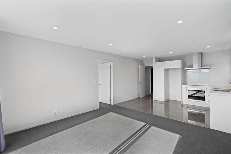 89 Faringdon Boulevard Rolleston_3