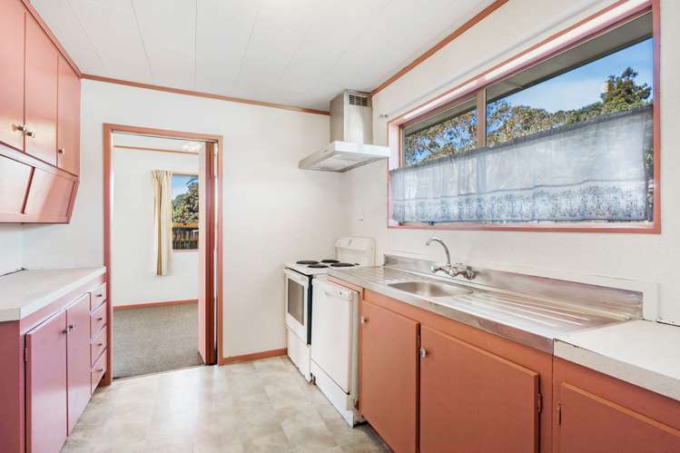 373 Roscommon Road Clendon Park_10