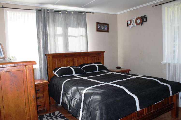 22 Station Street Tirau_14