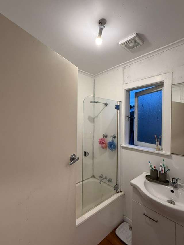  57 Waimumu Road Massey_3