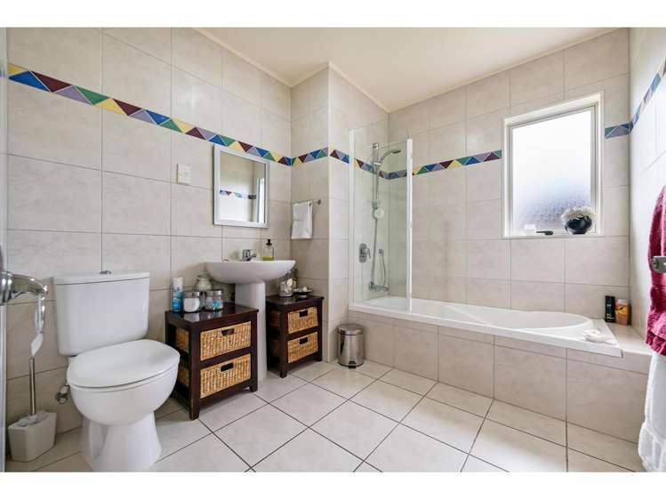 36 Kohanga Road Mangere Bridge_12