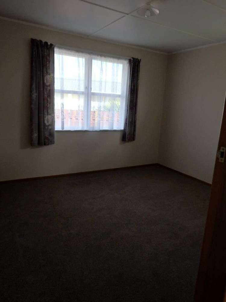 8 Poland Street Paeroa_12